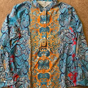 Multi-color long sleeve blouse.